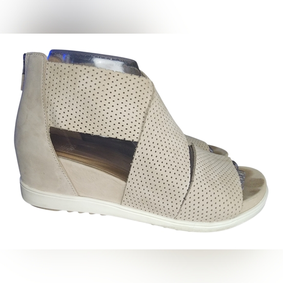 Eileen Fisher Voice Demi Wedge Sandal, Womens 7.5 - Picture 3 of 11